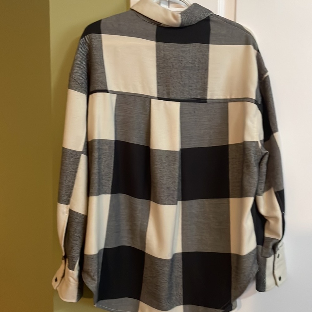 CLEO button down warm blouse - Picture 7 of 8